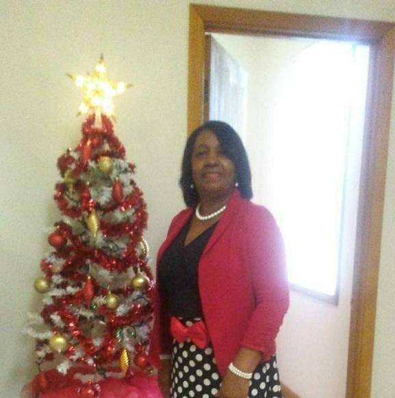 Meet your Posher, Ruby - Picture 1 of 1